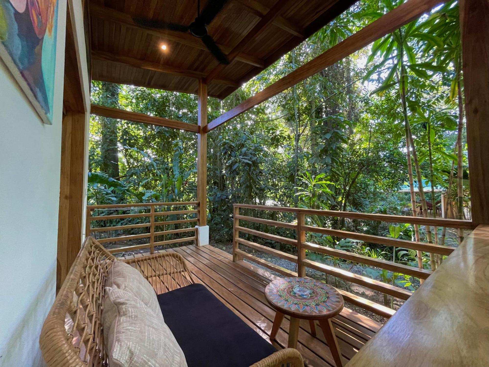 Satta Lodge (Adults Only) Puerto Viejo de Talamanca Exterior photo